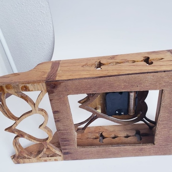 HAND MADE WOODEN CARVED WALL clocks - Picture 8 of 8